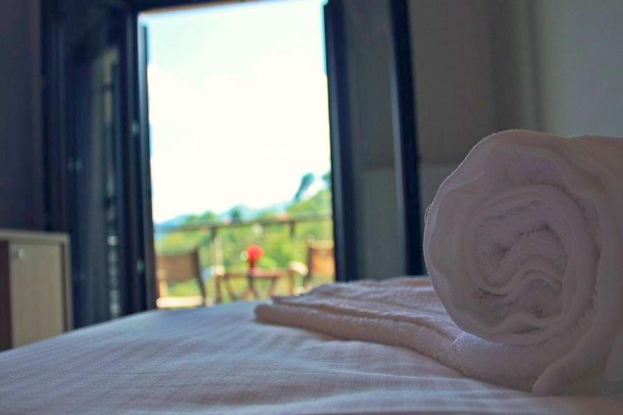 Omilaia Hotel Gardiki ภายนอก รูปภาพ